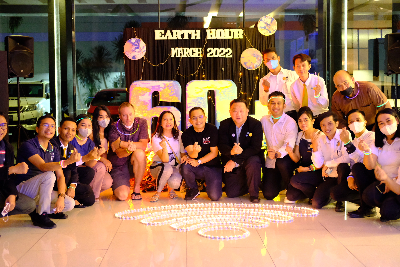 Peringatan Earth Hour di Hotel Novotel Pekanbaru.